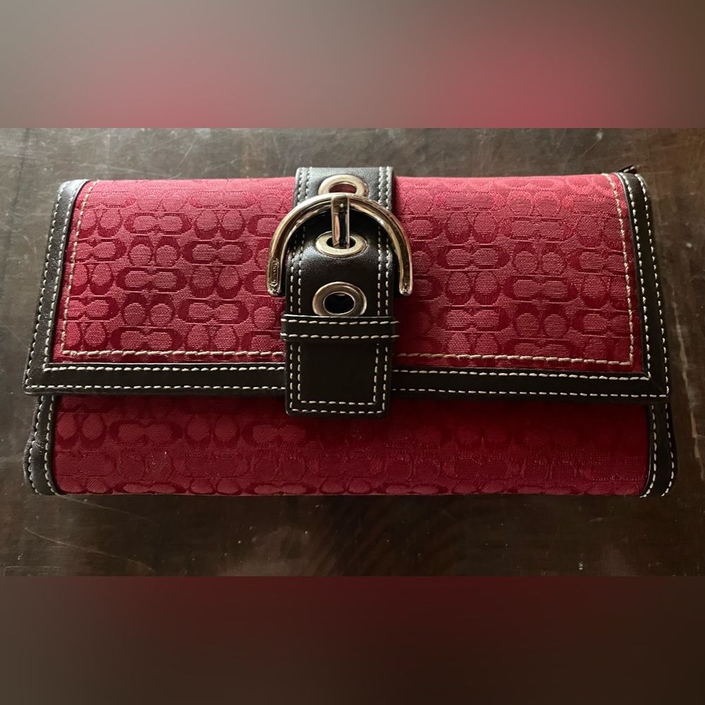 Coach trifold wallet